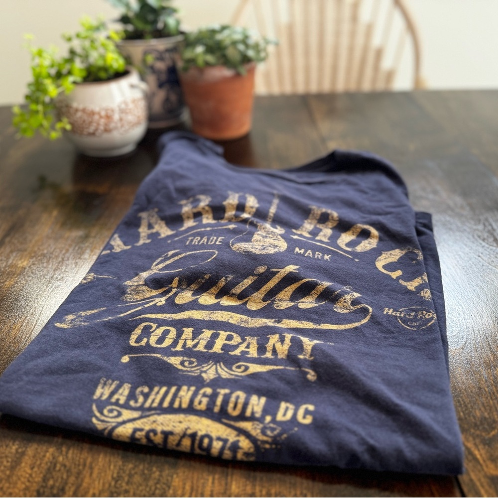 Hard Rock Cafe Washington DC Tee XL | Guitar Company Graphic | Vintage Navy